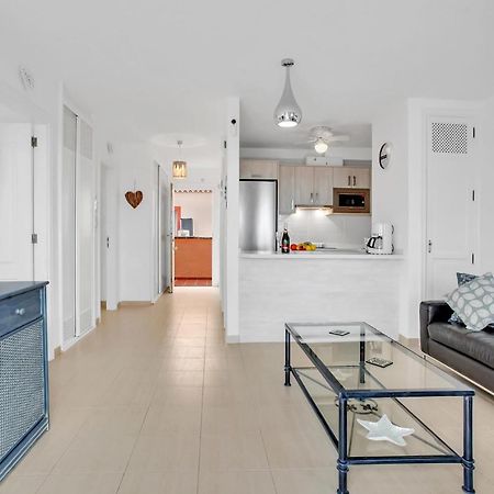 Top Floor, Sea View, Huge Terrace, Heated Pool, Garage Лос Кристианос Экстерьер фото