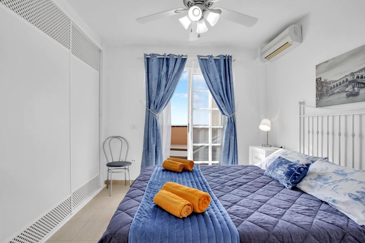 Top Floor, Sea View, Huge Terrace, Heated Pool, Garage Лос Кристианос Экстерьер фото